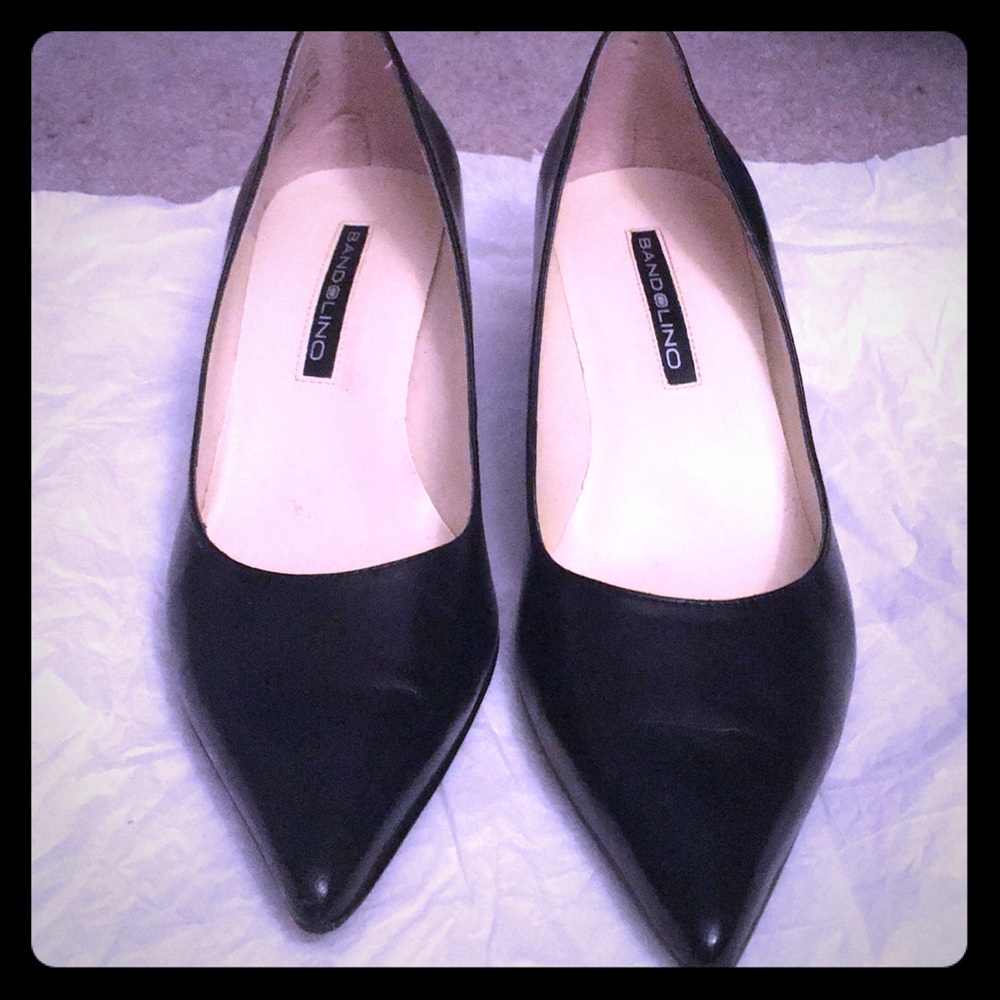 Bandolino size 7.5 black heels
